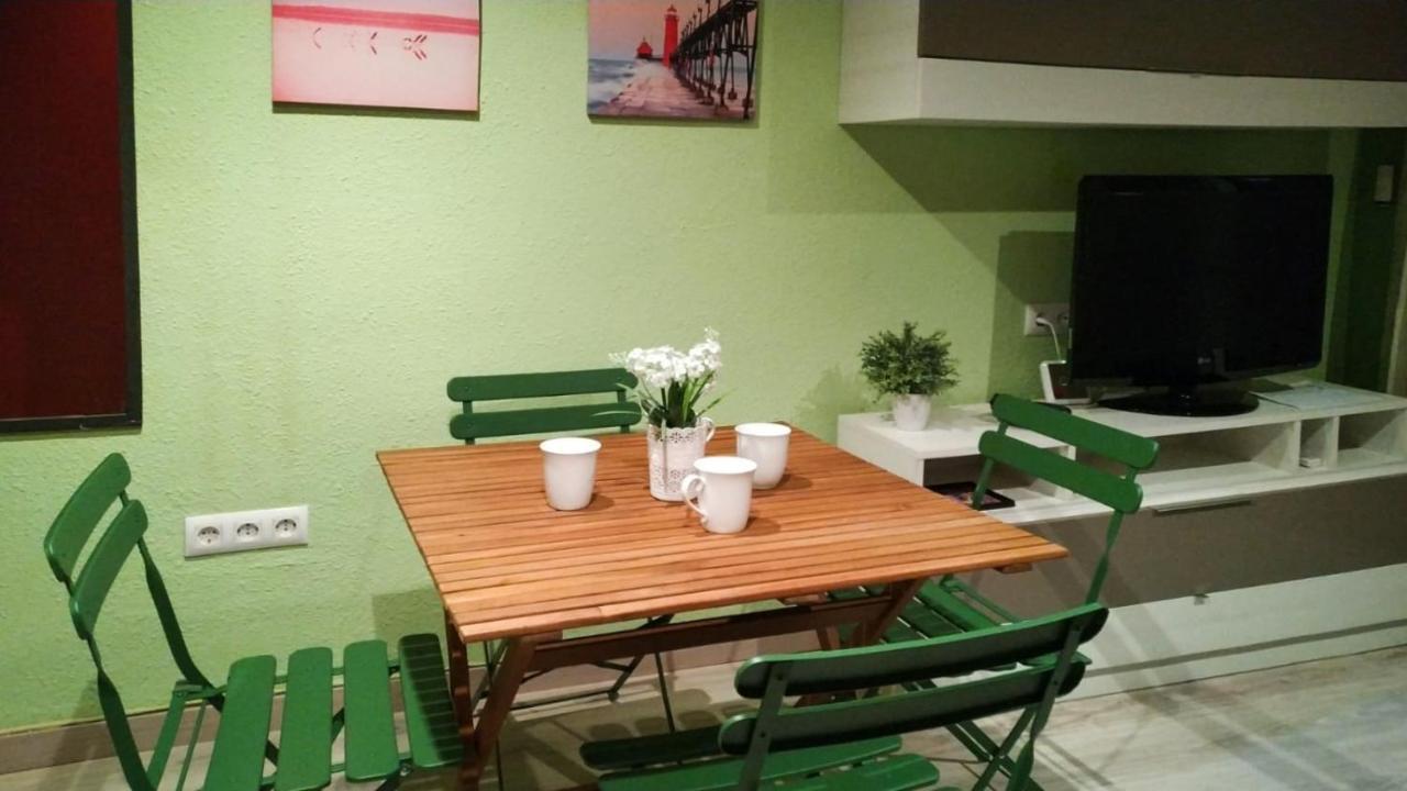 Sunflat Holidays Vila Beach Economic Aparment Cambrils Esterno foto